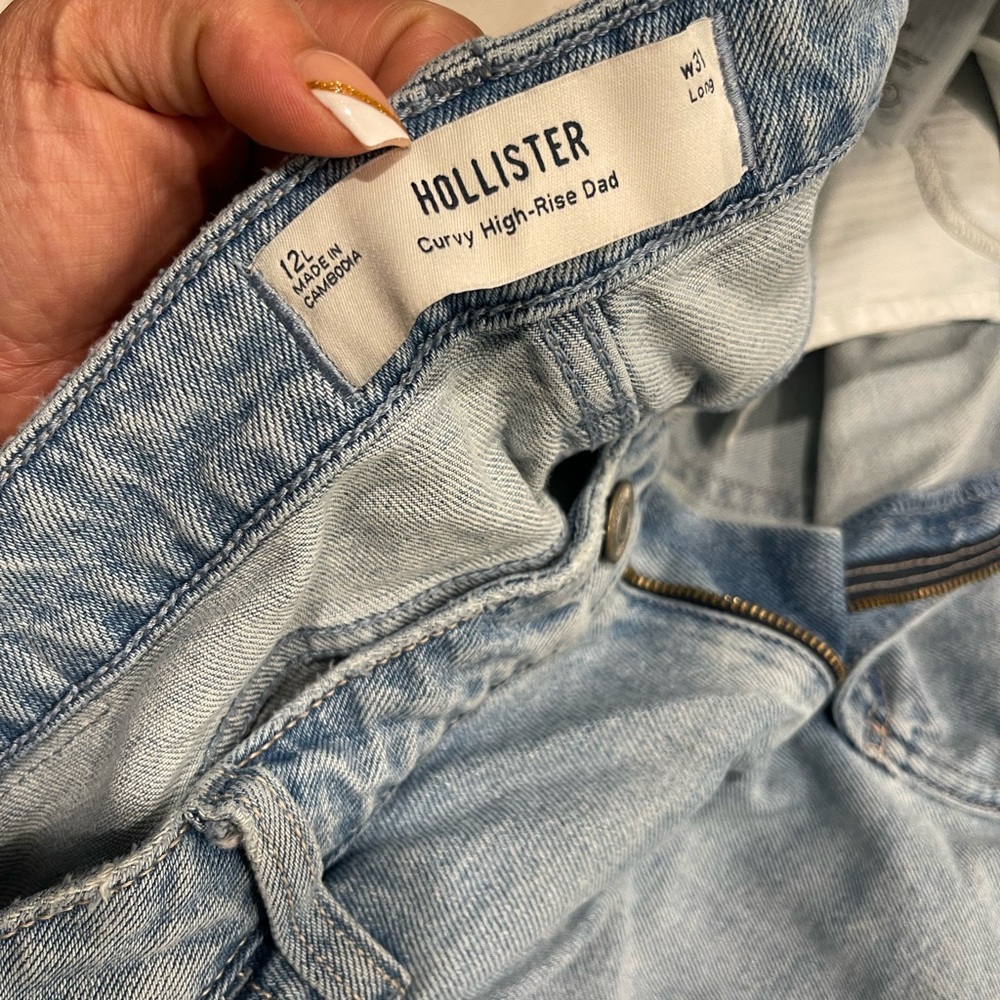 HOLLISTER Light Blue Denim Jeans curvy high rise Dad - Picture 6 of 6